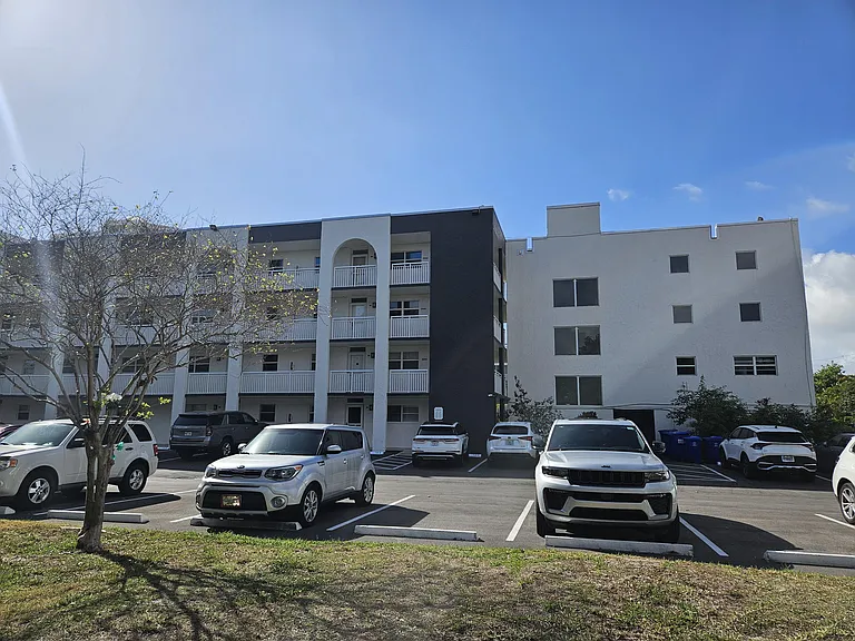 1541 S Ocean Blvd #306 — Photo 3