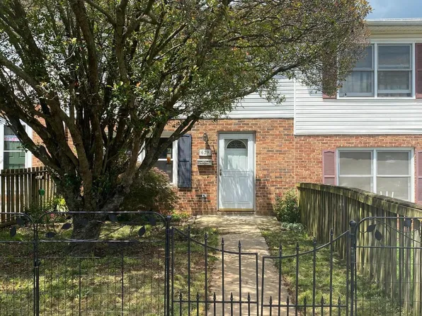 629 Highview St, Front Royal, VA 22630
