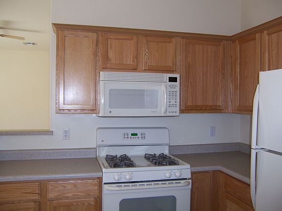 3rd image of 8223 W Zlacket Dr