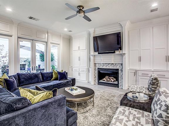 4th image of 5012 Byers Ave