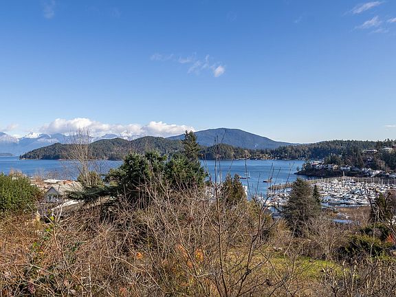 4th image of 494 Sargent Rd