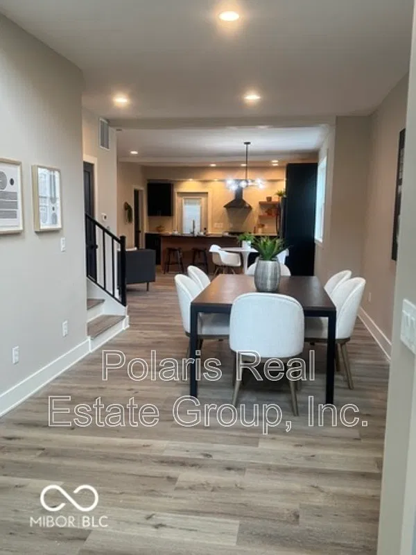 4 bed, 3.5 bath, 3348 sqft, $2,795 — Photo 3