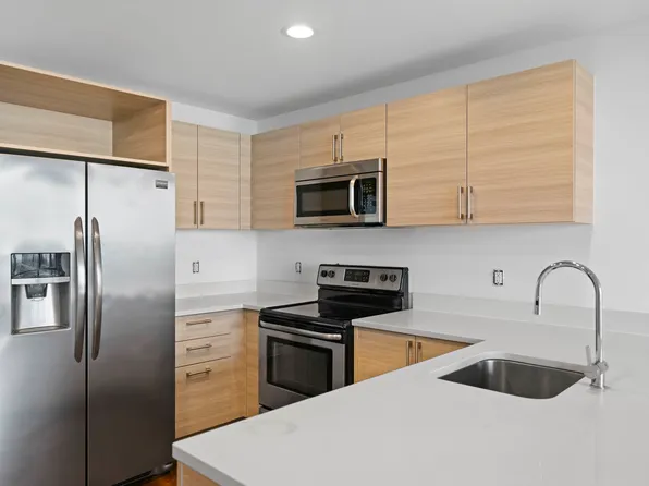 2030 Hudson Street image 232 of 284