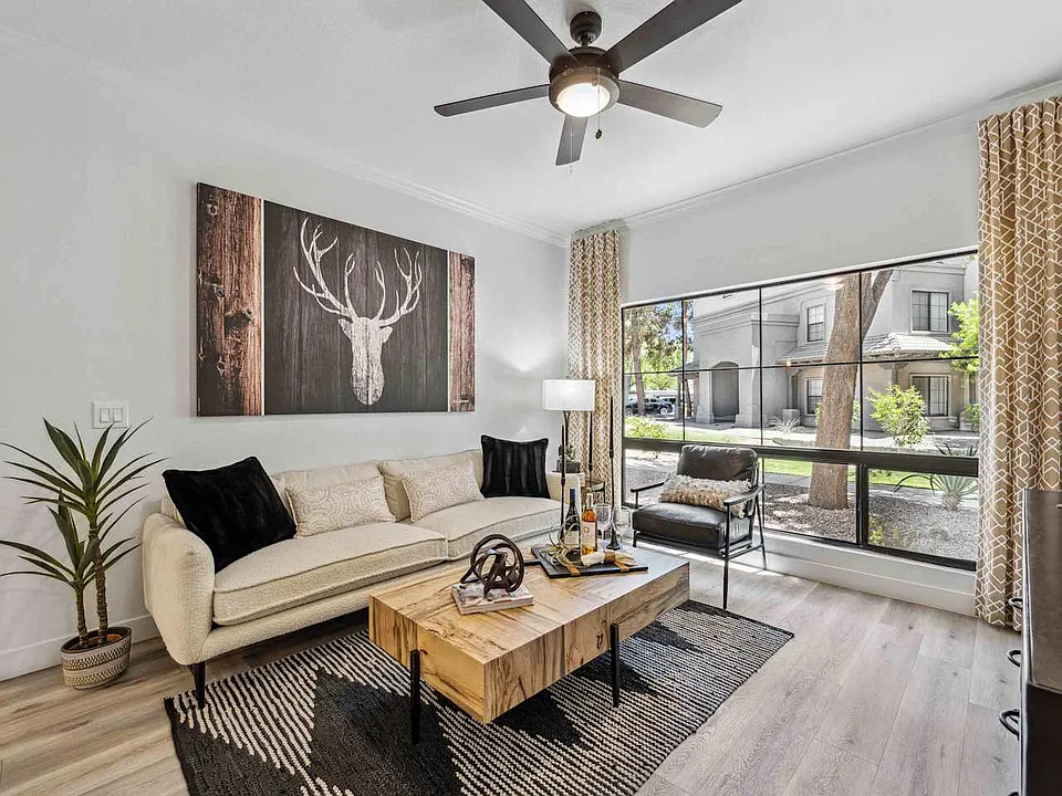 Lazo Apartments