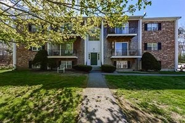 1st image of 2 Chapel Hill Dr APT 6