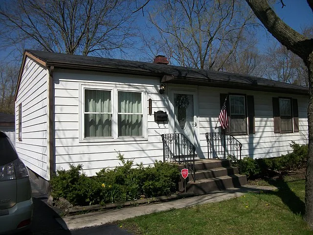 22420 Clyde Ave photo 1