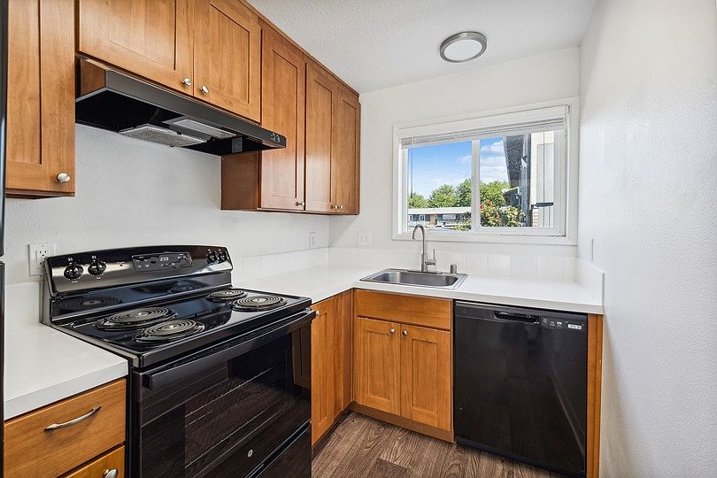 1st image of 6150-6155 SW King Blvd #6150-41