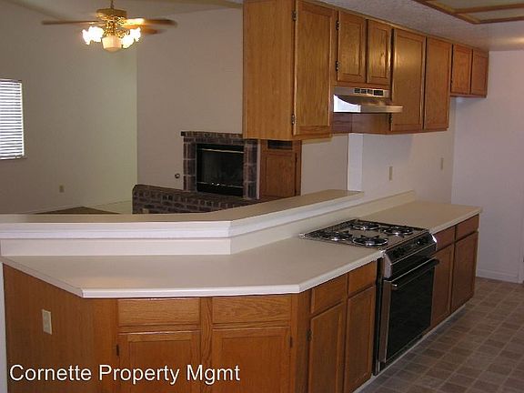 5th image of 630 Carpenter Way