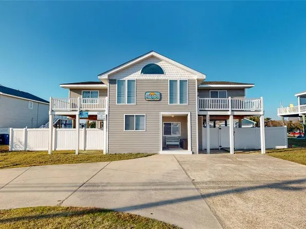 2837 Sandpiper Rd, Virginia Beach, VA 23456