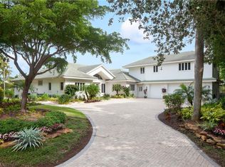 485 Spinnaker Ct, Naples, FL 34102