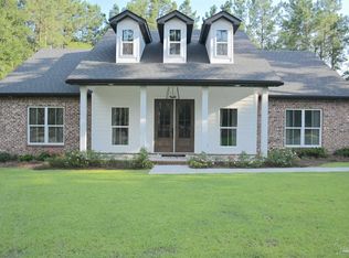 2297 Molino Bridge Rd, Pace, FL 32571
