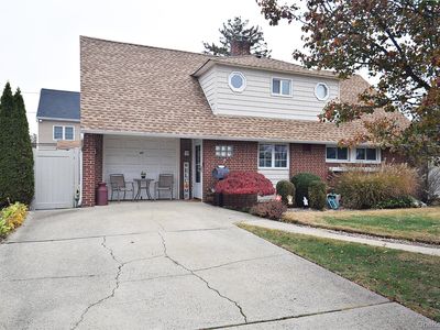 49 Cutter Lane, Levittown, NY, 11756