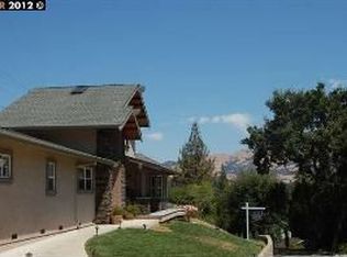 488 Love Ln, Danville, CA 94526