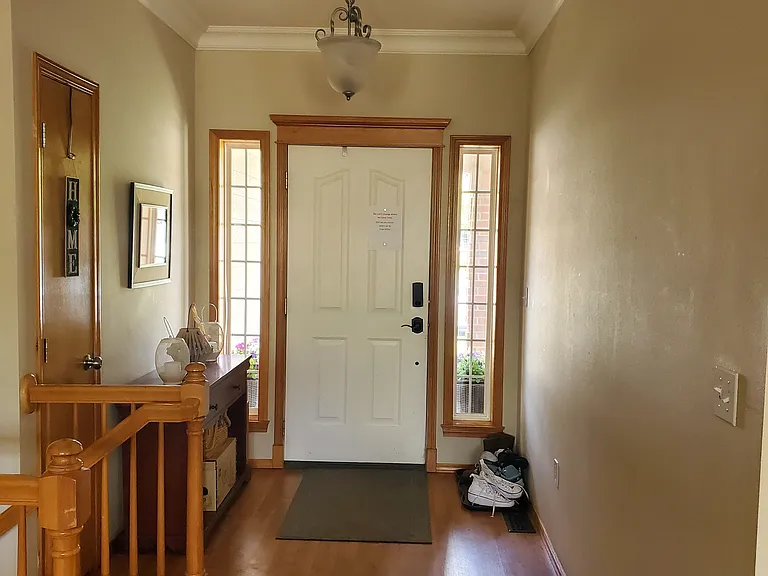 322 W Charlton Ave — Photo 4