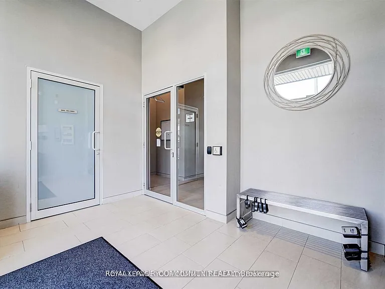 50 Sky Harbour Dr #313 — Photo 9