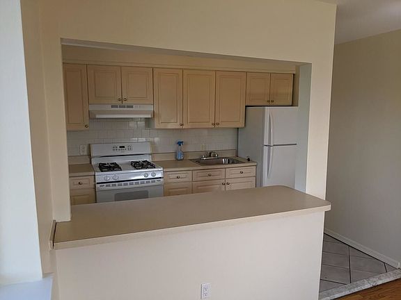2nd image of 211-04 39th Ave #3