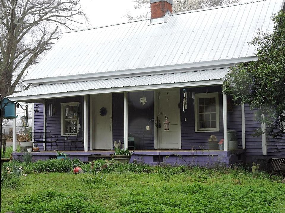 1st image of 115 Townes Grocery Rd