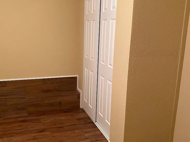 325 San Marino Ave #2 — Photo 9