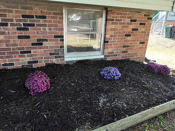 4th image of 6345 N Randwick Rd