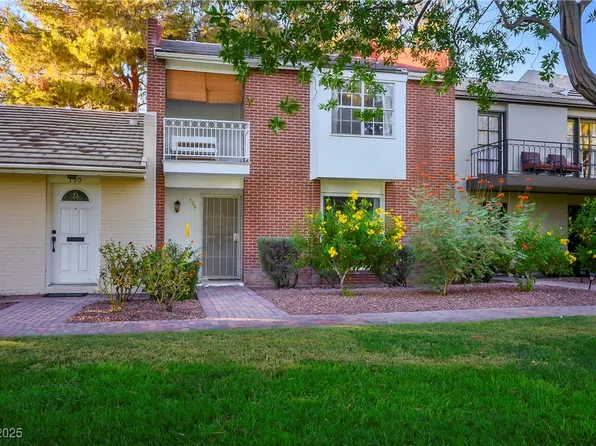 796 Tam O Shanter, Winchester, NV 89109