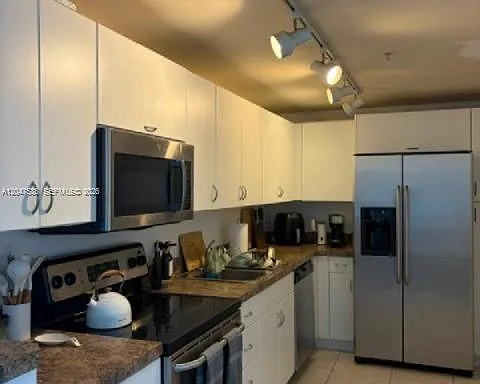 7501 E Treasure Dr #5J — Photo 7