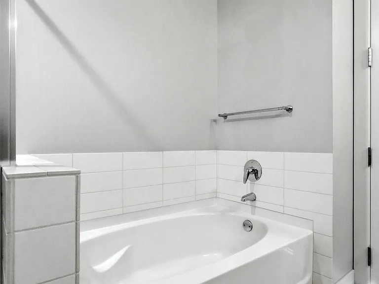 901 S 2nd St #201 — Photo 30