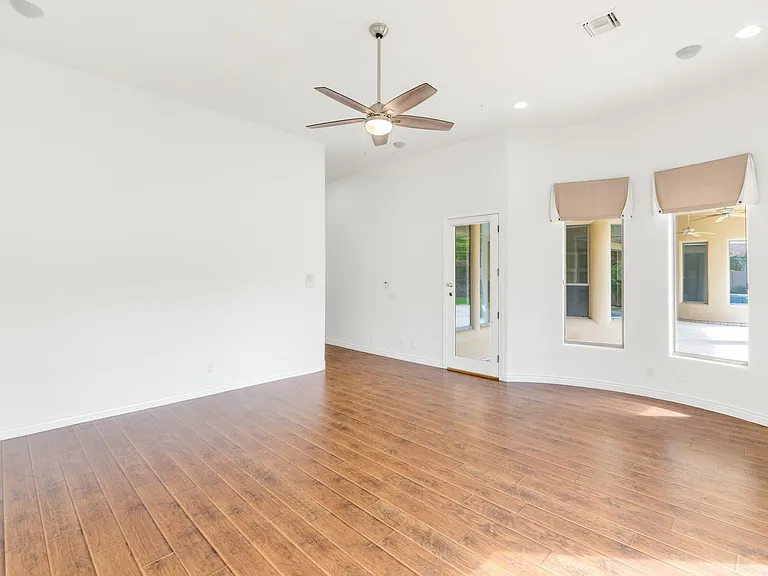 11139 E Cannon Dr — Photo 12