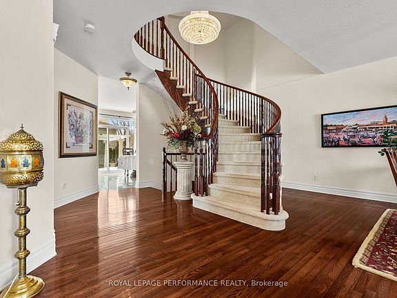 5th image of 2091 Ricardo St