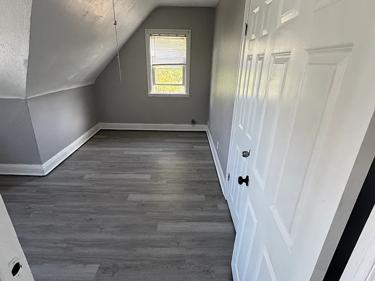 2940 Vincent Ave N #2 — Photo 17
