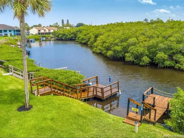 950 S Kanner Hwy APT 101, Stuart, FL 34994