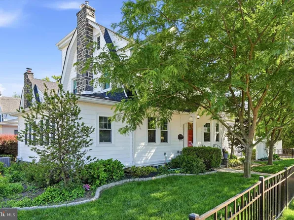 11 Golf Rd, Havertown, PA 19083