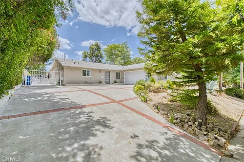 20516 Clark St Photo 1