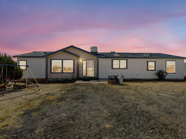 19 Sunflower Pl, Moriarty, NM 87035