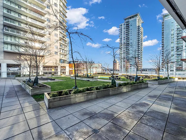 900 Carnarvon St #2604 — Photo 28