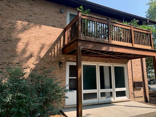 1st image of 2201 Arbor Cir APT 10