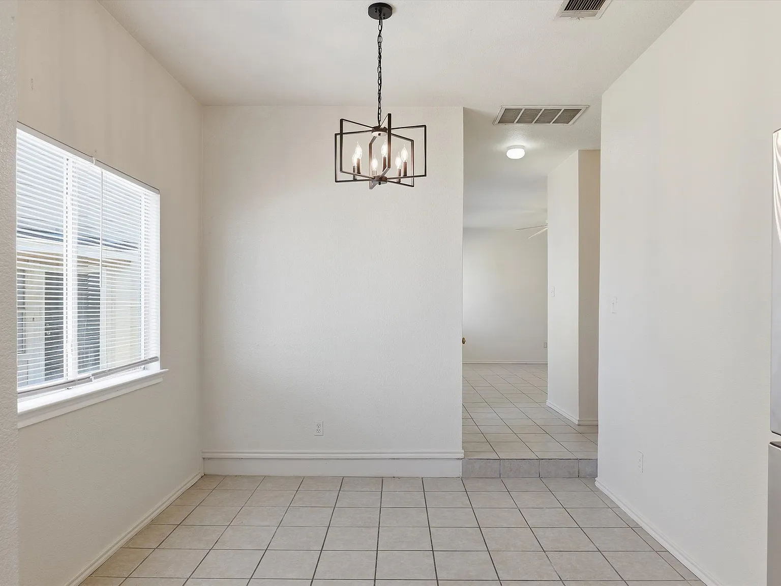 885 Sagewood Trail - 885 — Photo 4