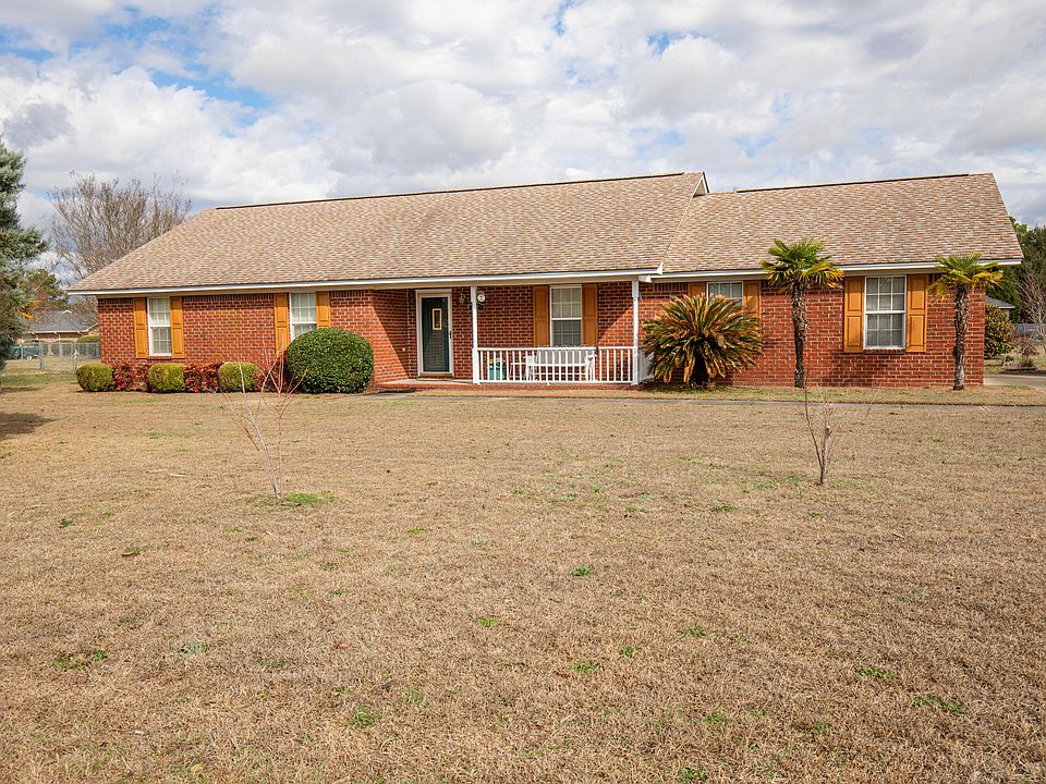 1st image of 2525 Nicholson Dr