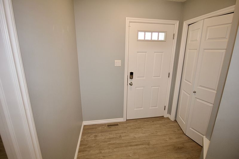 Edmonton House for rent - 4 Bedrooms — photo 7
