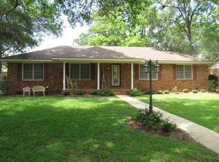2017 Acker Dr, Albany, GA 31707