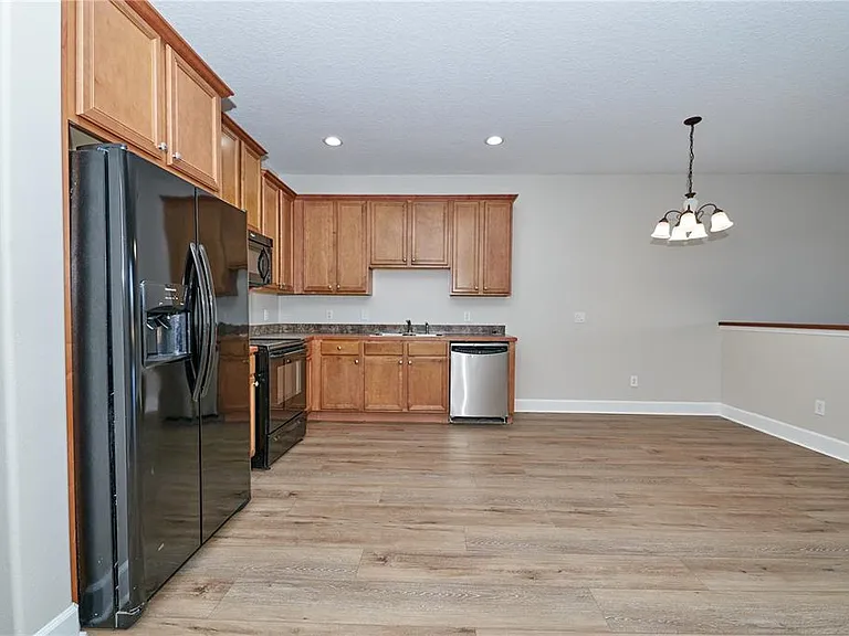 23903 Sardinia Dr — Photo 10
