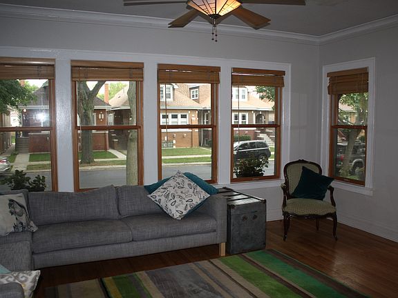 4th image of 5421 N Ludlam Ave