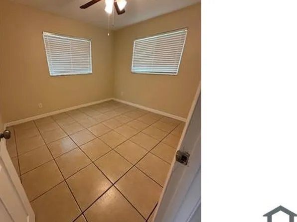 3215 Skyline Blvd, Cape Coral, FL