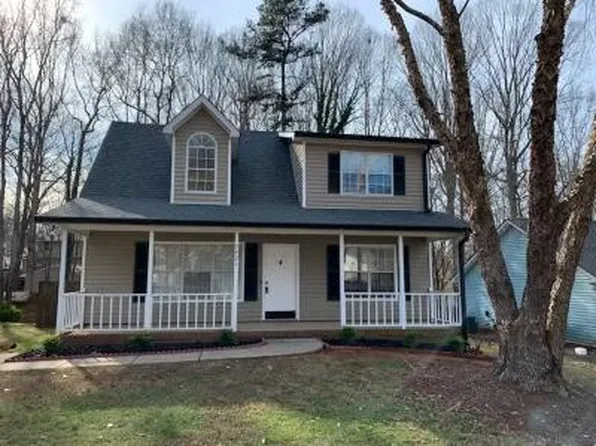 5921 Tynwald Ln, Charlotte, NC 28227