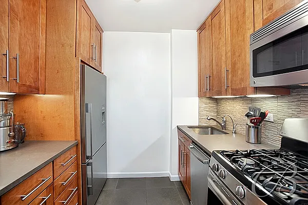 Sold by Bellmarc Realty | media 11