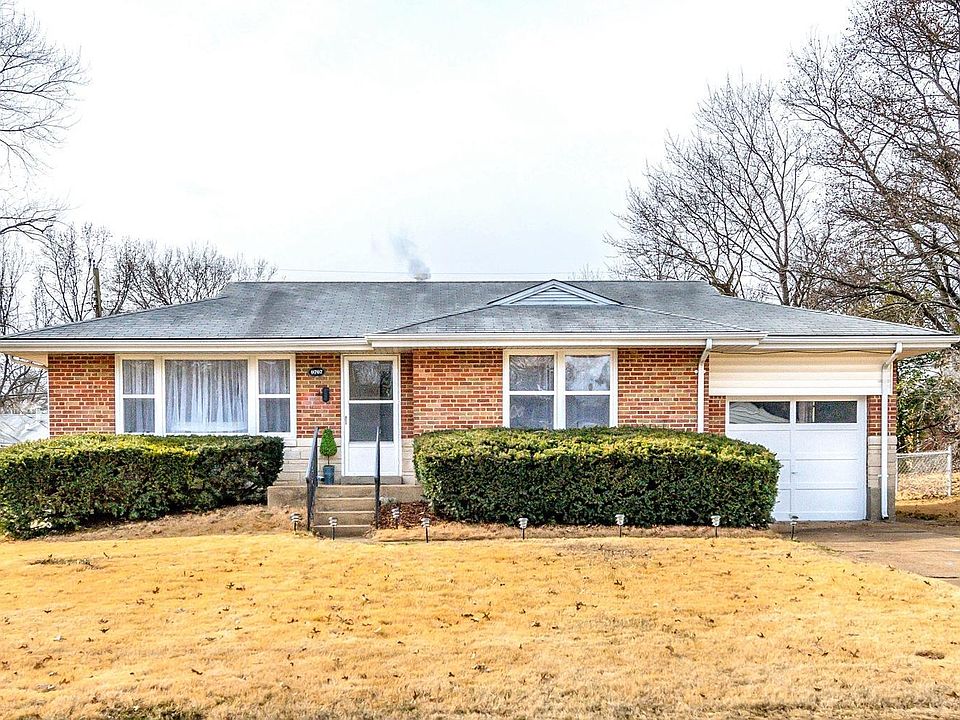 1st image of 9707 Colony Dr
