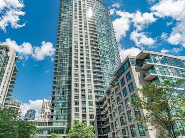 215 Fort York Blvd, Toronto, ON