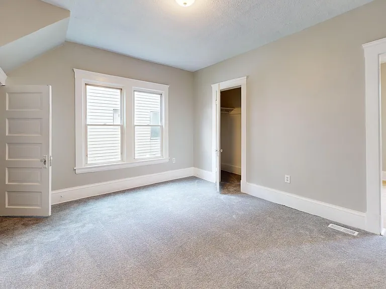 2053 W 99th St — Photo 33