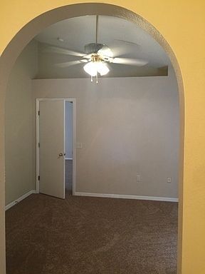 4th image of 12734 Parkbury Dr