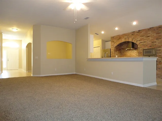 9710 Bay Colony Dr — Photo 7