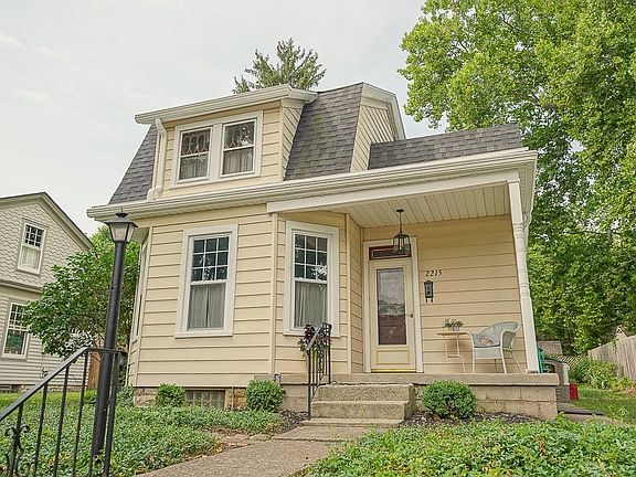 2nd image of 2215 Willowgrove Ave